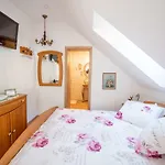 Apartman Apartmaji Urska *