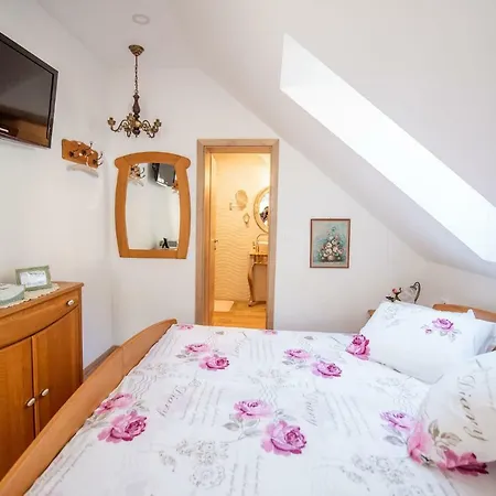 Apartman Apartmaji Urska *