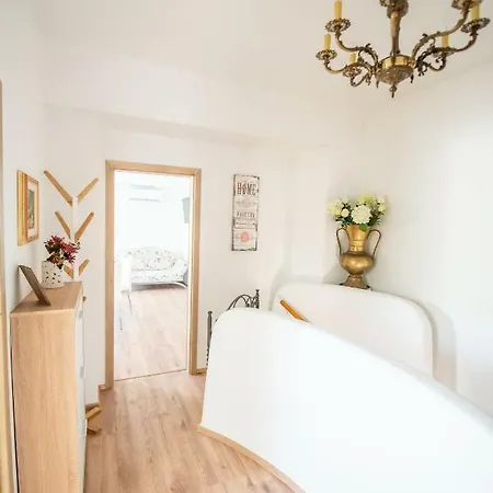 Apartmaji Urska